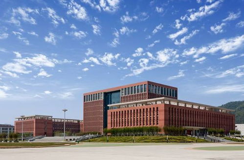 吉林大学黑龙江省再次断档,理科投档线519分,2022雄起无望